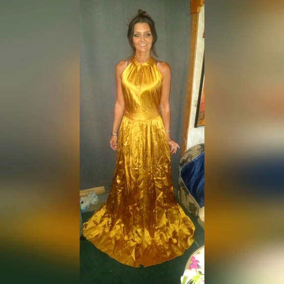 Vintage 1950s formal evening gown - Picture 1 of 5